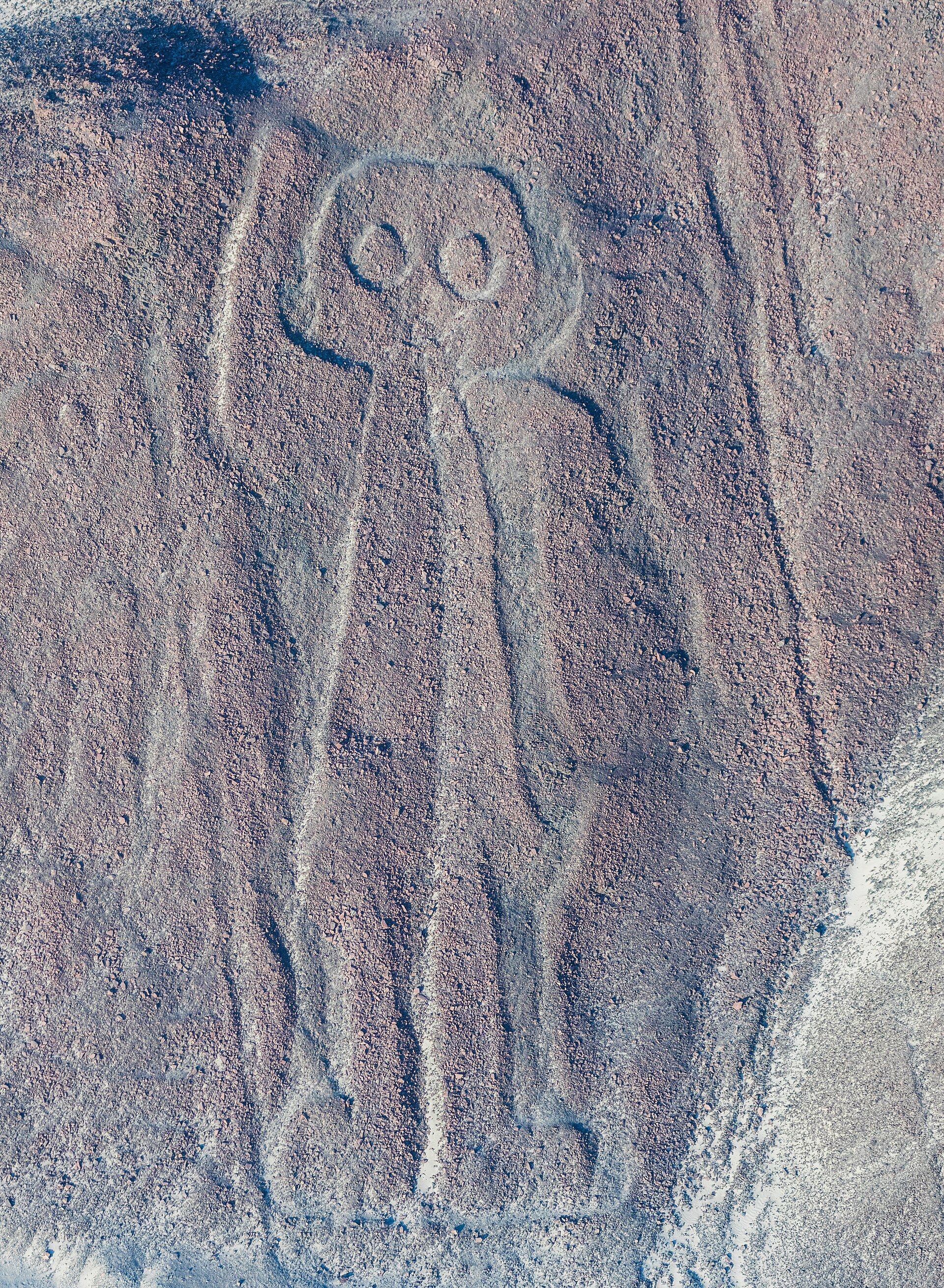 Desierto de Nazca atravesado por la carretera Panamericana
